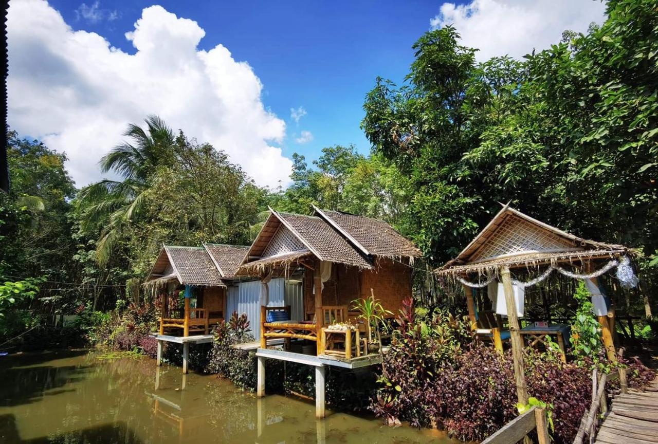 Nakhon Si Ban Na Homestay Nakhon Si Thammarat Bagian luar foto