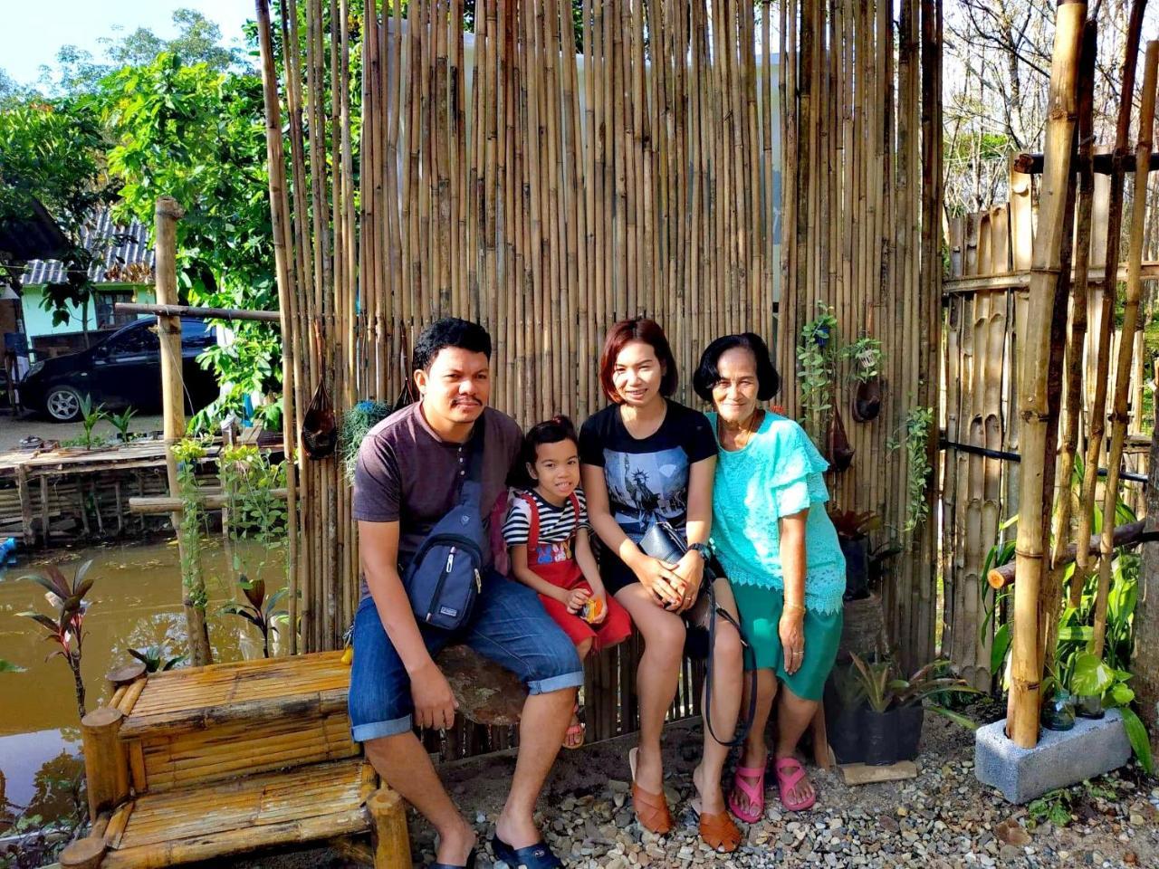 Nakhon Si Ban Na Homestay Nakhon Si Thammarat Bagian luar foto