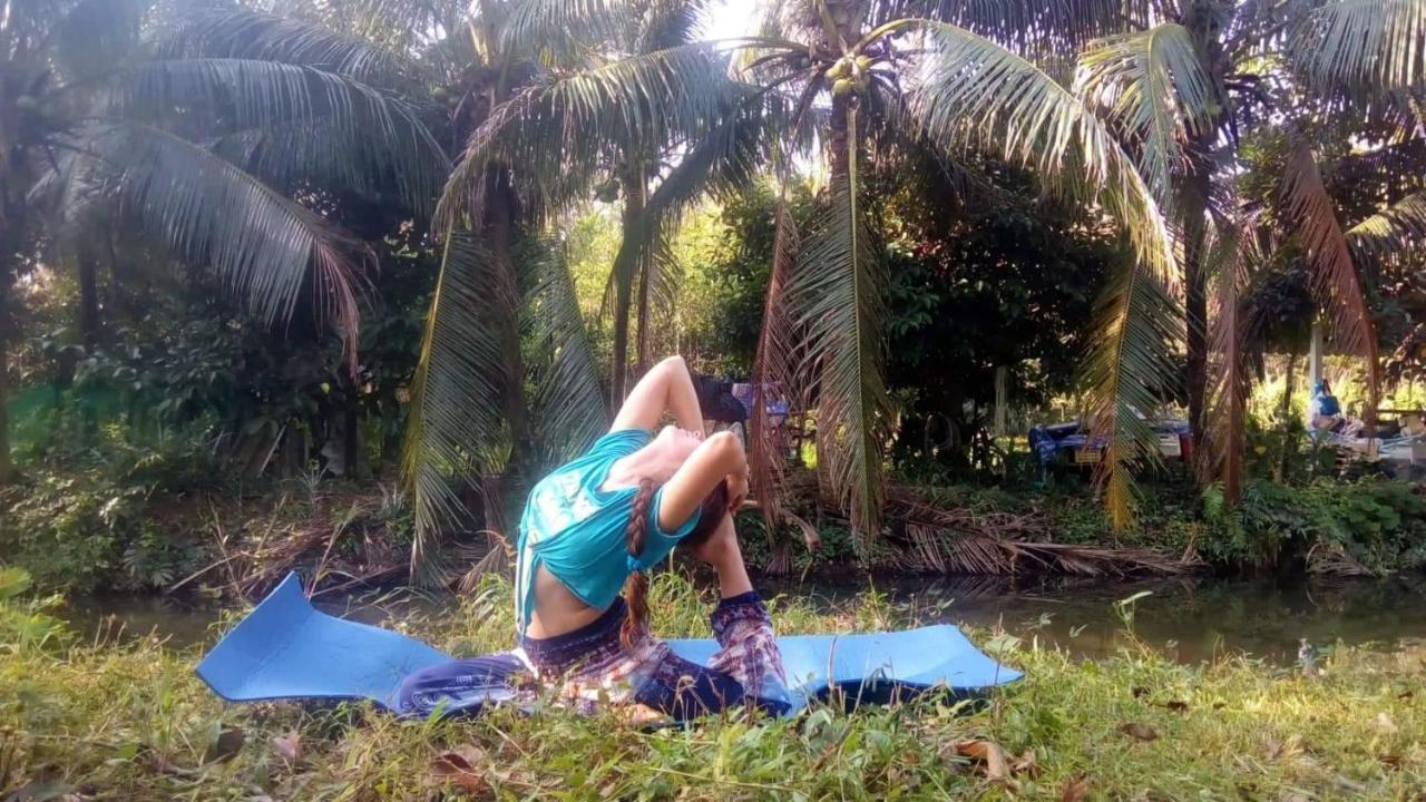 Nakhon Si Ban Na Homestay Nakhon Si Thammarat Bagian luar foto