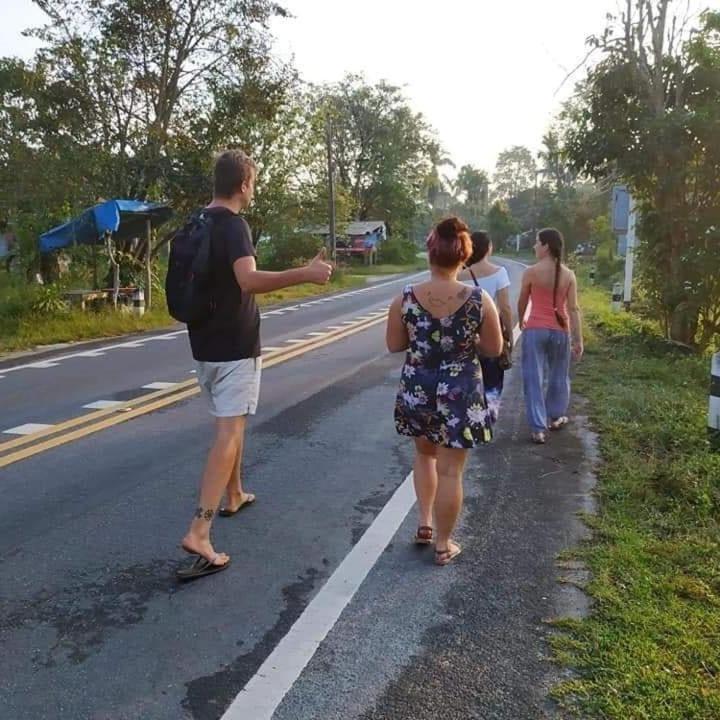 Nakhon Si Ban Na Homestay Nakhon Si Thammarat Bagian luar foto